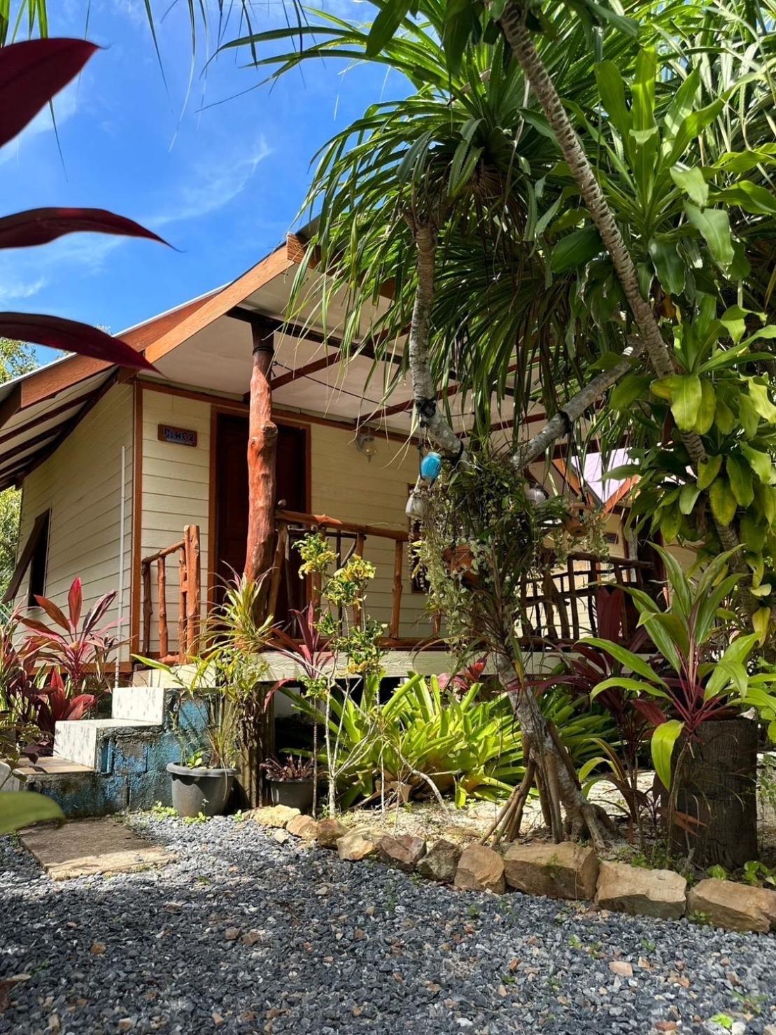 Blue Sky Bungalow Koh Jum Exteriér fotografie