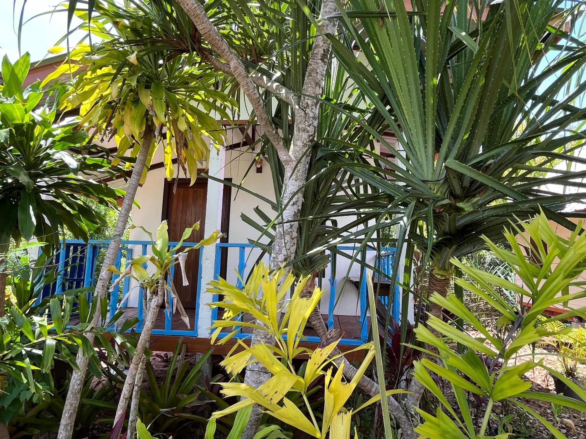Blue Sky Bungalow Koh Jum Exteriér fotografie